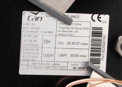 3-palnikowa podblatowa kuchenka gazowa ze szklano-ceramicznym spodem